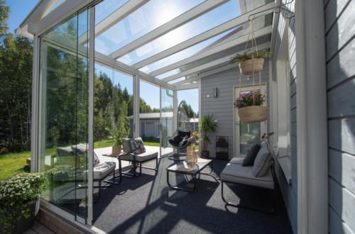 lasiterassi ja patio